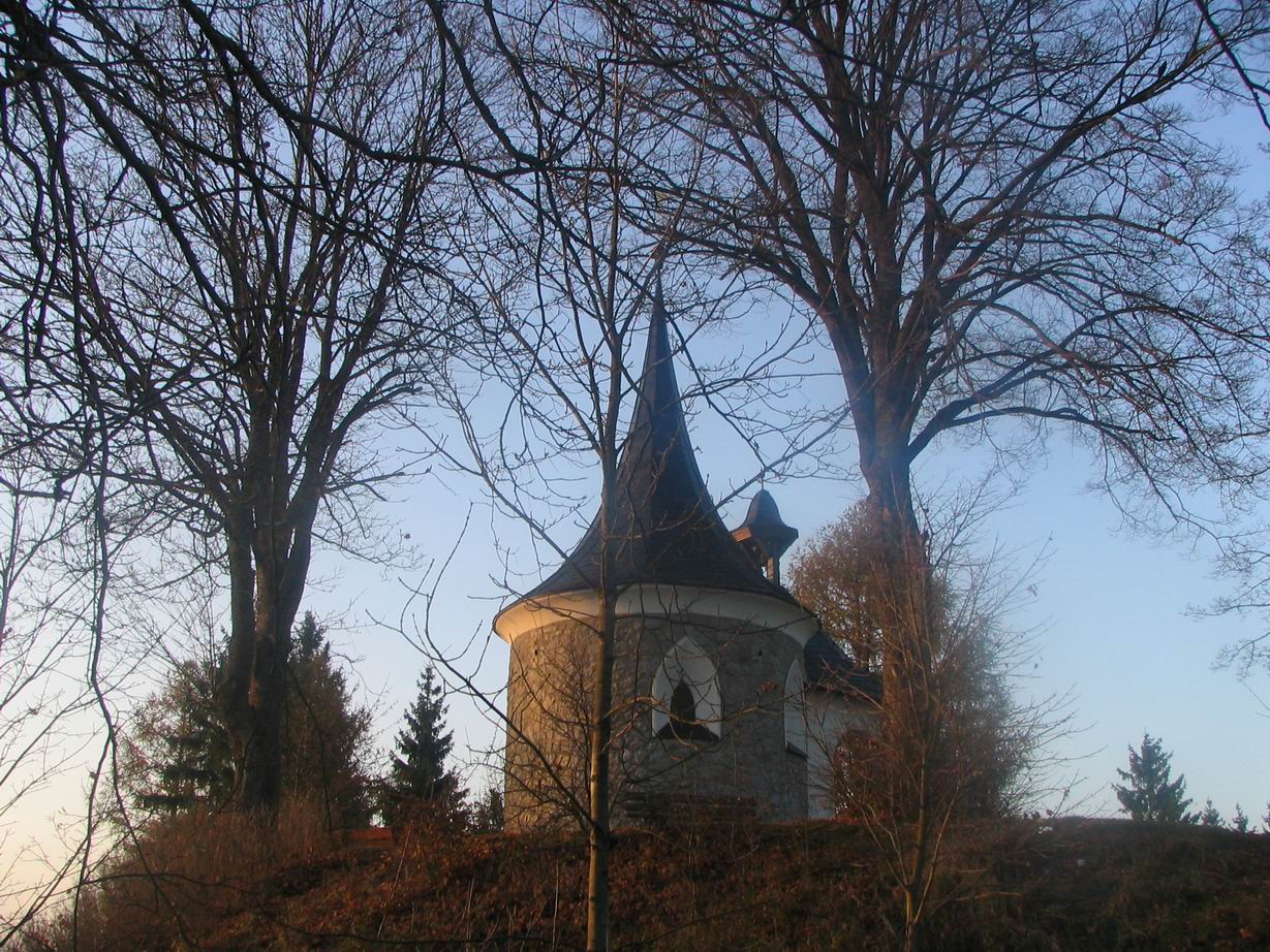 Schloßbergkapelle im Herbst